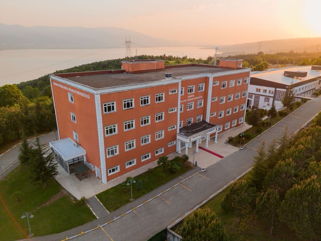 Sakarya Uygulamalı Bilimler Üniversitesi